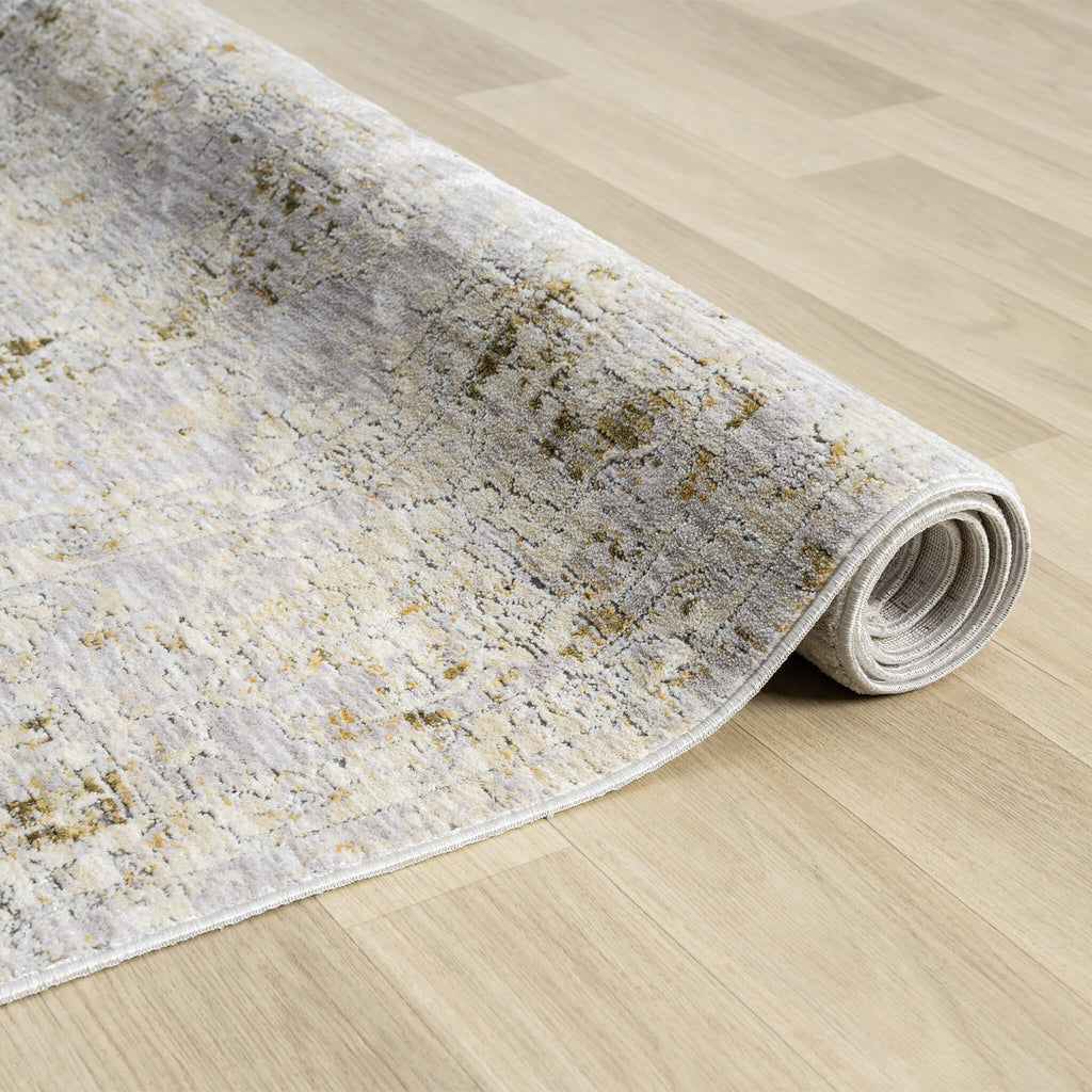Adelia Pearl Runner