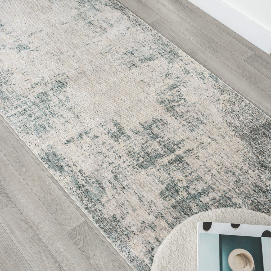 Adelia Steel Runner