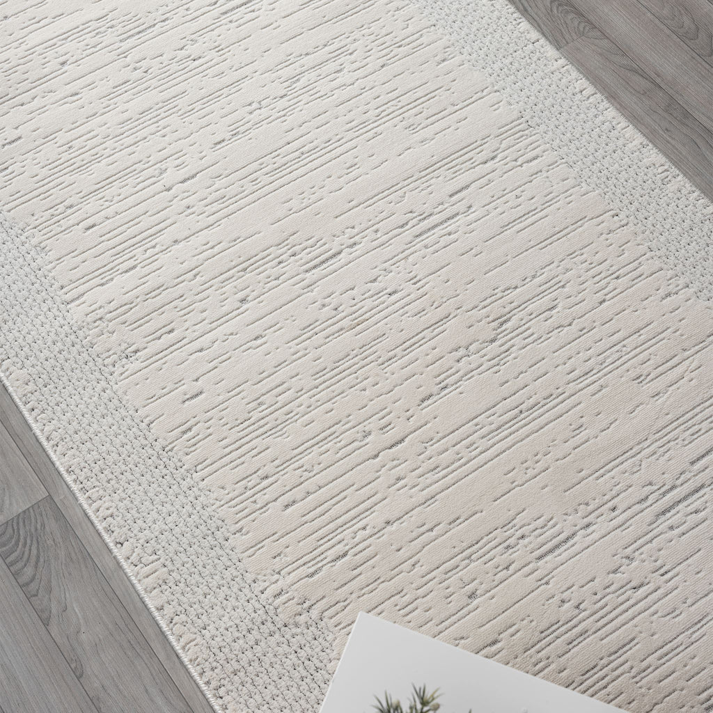 Lavish Ivory Runner