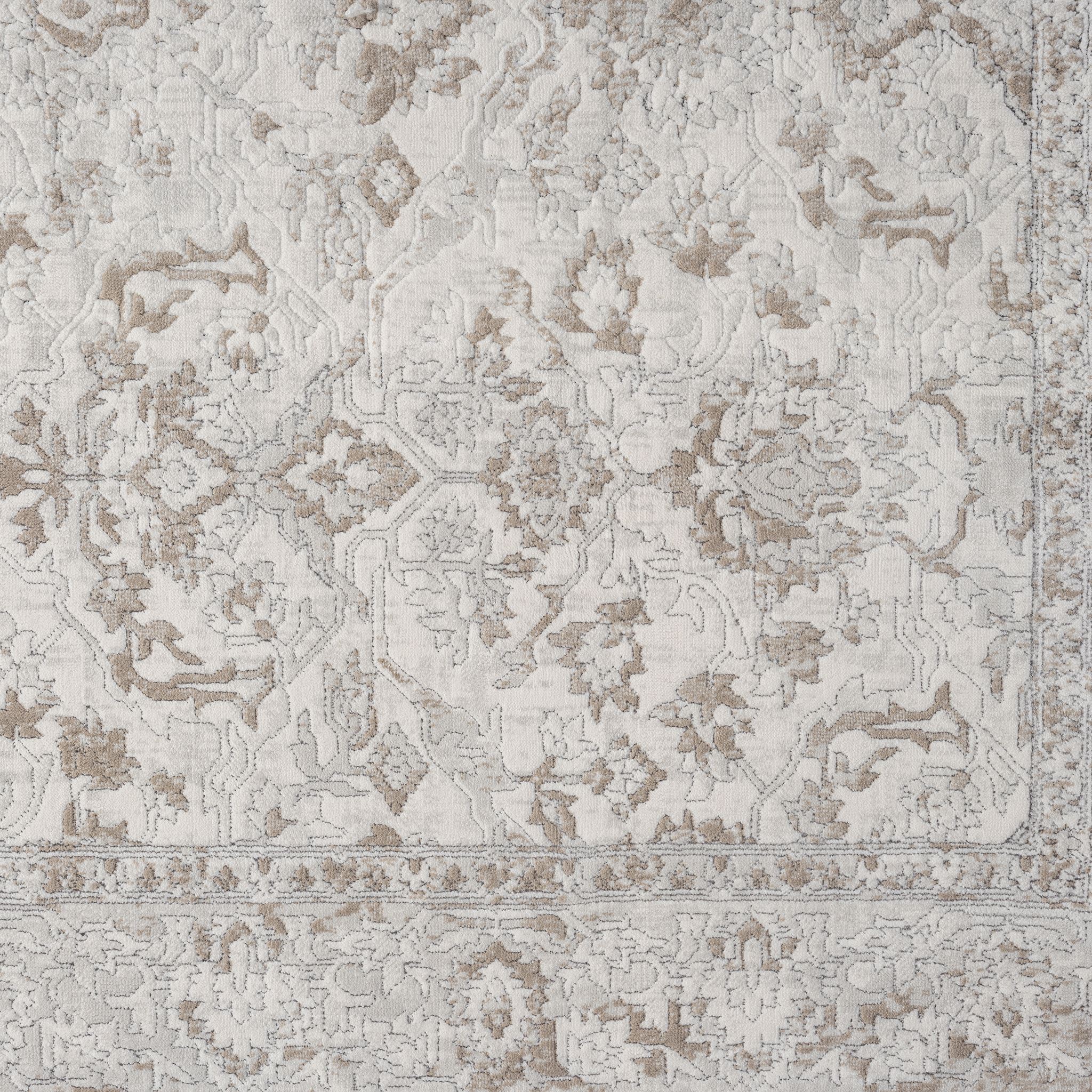 Lavish Pearl Runner