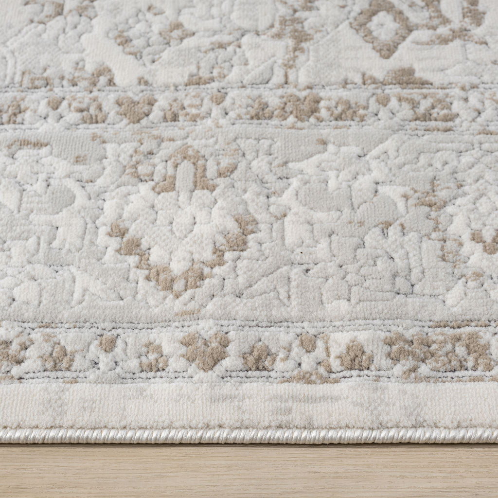 Lavish Pearl Runner
